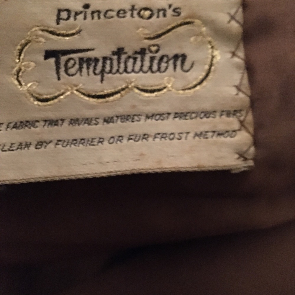 Coat - Picture 3 of 3